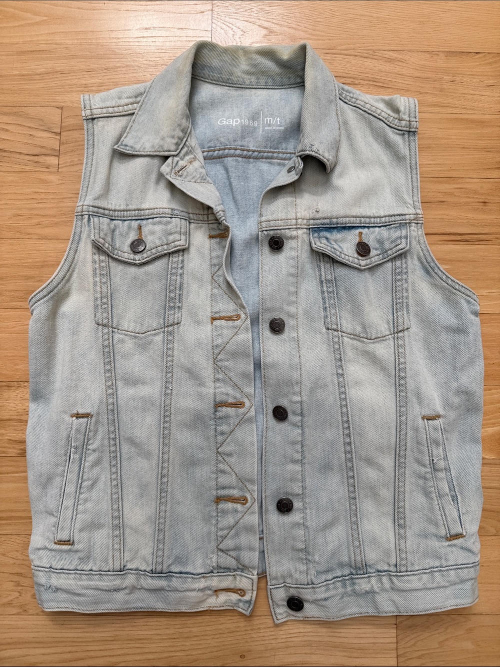 Gap light wash medium tall denim jean vest